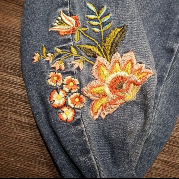 EUC Boho Jeans - Picture 2 of 5